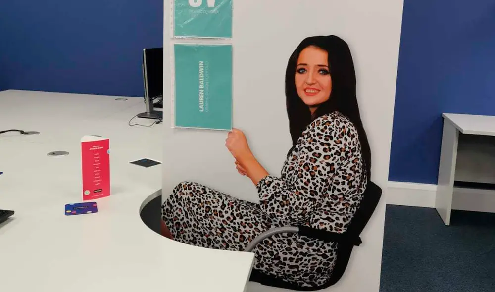 La imagen llamó la atención no solo de los trabajadores, también de la jefa creativa de la empresa. Foto: Instantprintuk / Twitter La imagen llamó la atención no solo de los trabajadores, también de la jefa creativa de la empresa. Foto: Instantprintuk / Twitter