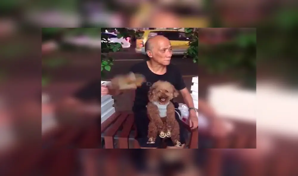 En Facebook, un hombre fue captado por su hija en emotiva escena tras negarse a cuidar a un perro.