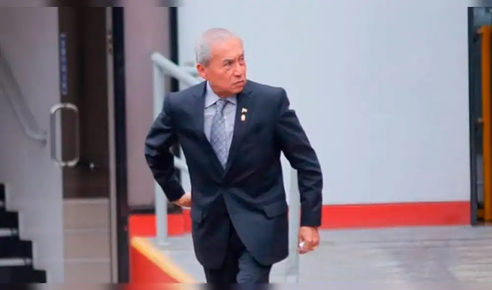 Gonzalo Chávarry fue ratificado de emergencia por saliente CNM