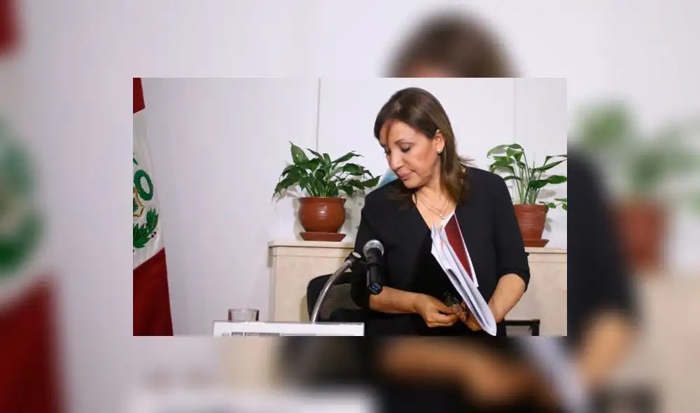 Piden la renuncia de Julia Príncipe por vínculos con allegados a Alan García