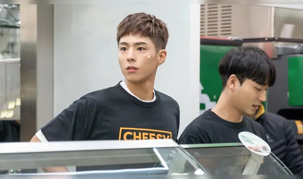 Desliza para ver más fotos de Park Bo Gum, actor del drama Record of youth de Netflix y tvN. Créditos: Instagram