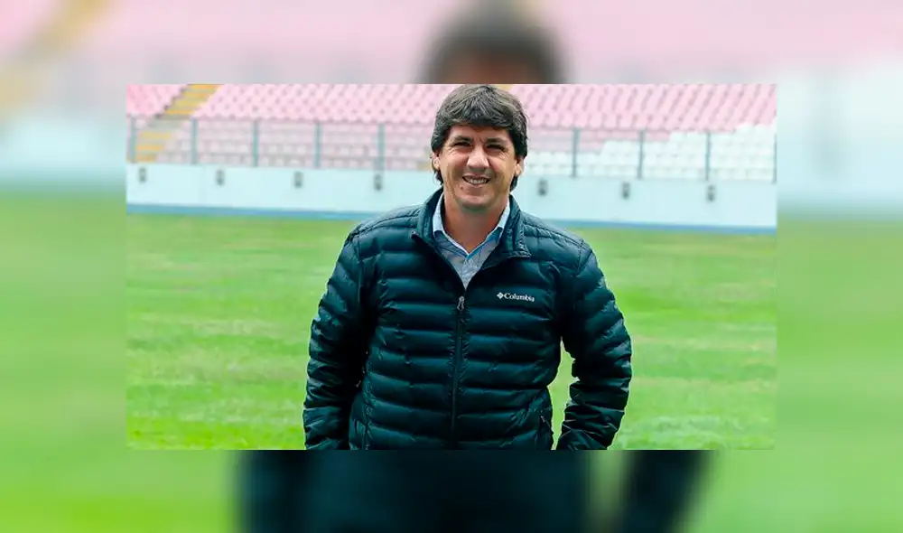 Jean Ferrari viajará al extranjero para fichar al próximo DT de Universitario Jean Ferrari viajará al extranjero para fichar al próximo DT de Universitario