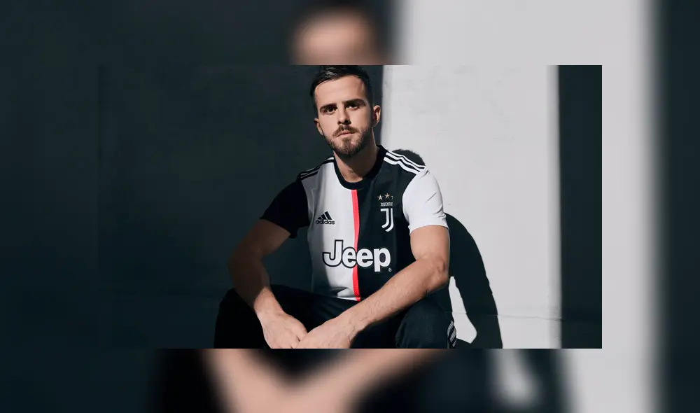 FC Barcelona ofrece cuatro años de contrato y 30 millones a Miralem Pjanic FC Barcelona ofrece cuatro años de contrato y 30 millones a Miralem Pjanic