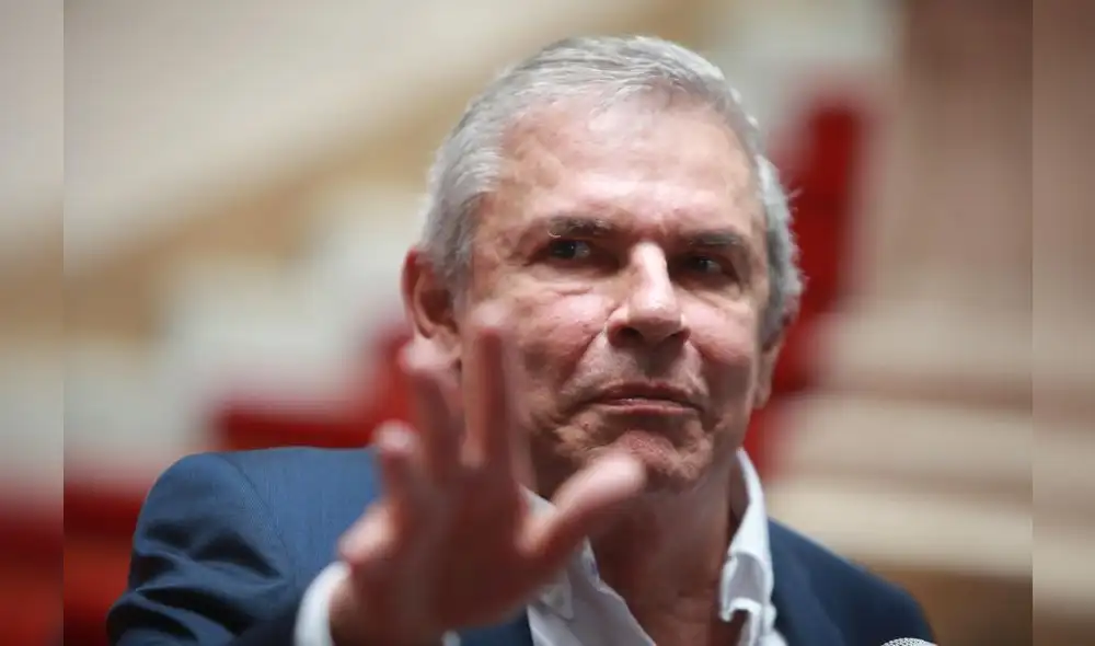 Proponen crear comisión para investigar a Luis Castañeda Lossio