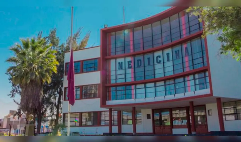 Dos universidades del sur ocupan primeros puestos de ranking nacional de Medicina.