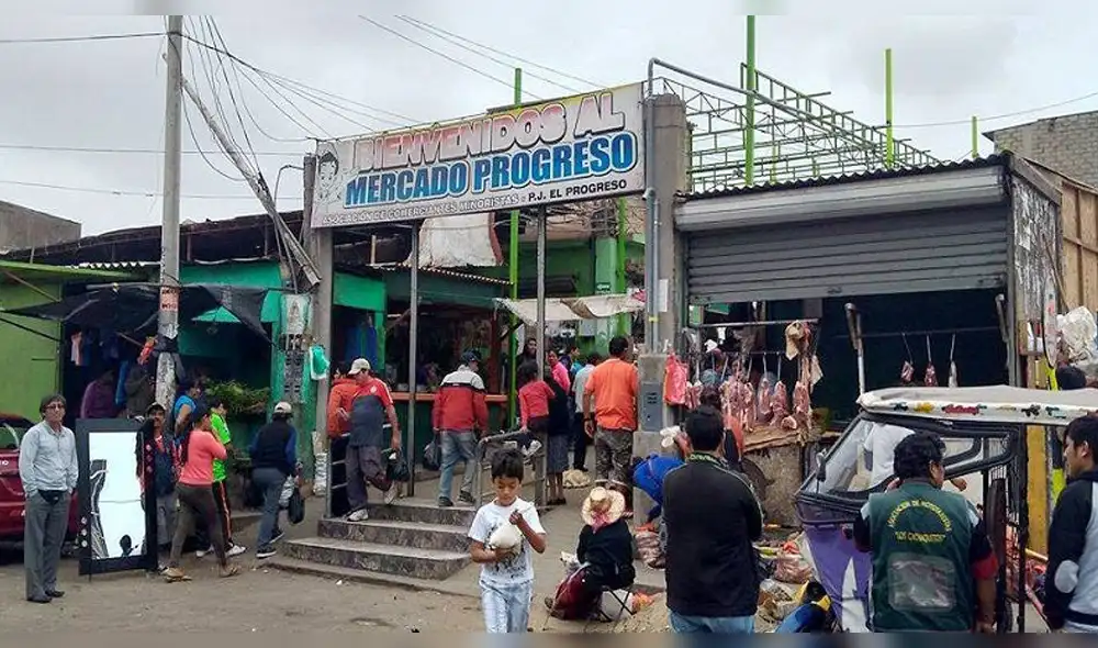 se tenía previsto construir el nosocomio en el terreno donde se ubica el centro de salud, que se encuentra ubicado a un costado del mercado. .