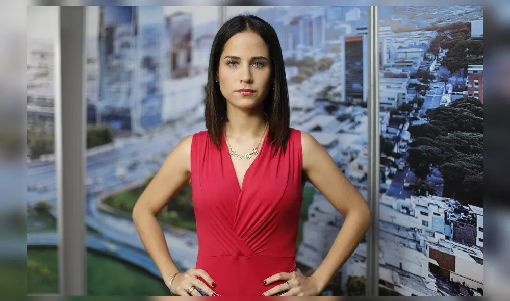 Sigrid Bazán aclara polémica durante una conferencia virtual. Foto: La República Sigrid Bazán aclara polémica durante una conferencia virtual. Foto: La República