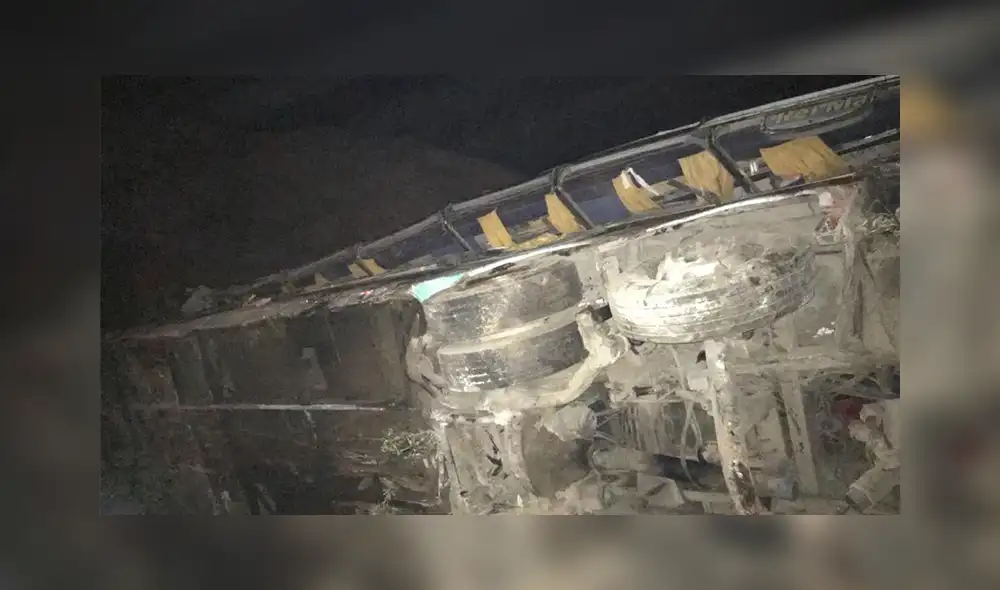Arequipa: se eleva a 44 la cifra muertos tras caída de bus a un abismo [VIDEO]
