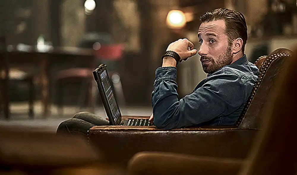 Matthias Schoenaerts en el papel de Booker.