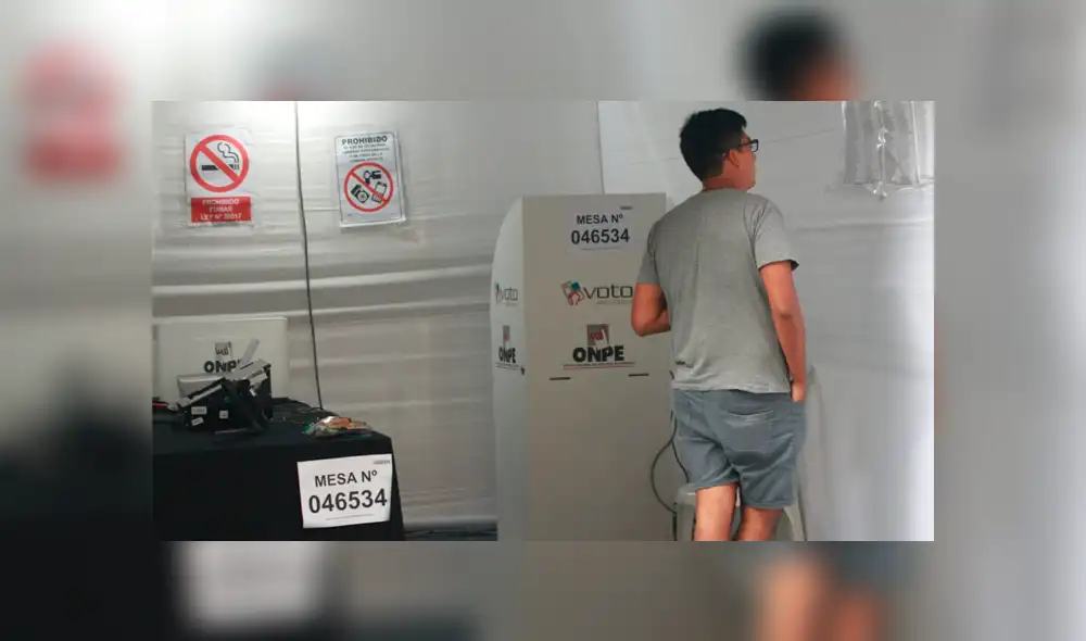 El Partido Morado se ubica en el tercer lugar de las preferencias electorales de acuerdo a los primeros conteos de América TV-Ipsos Perú