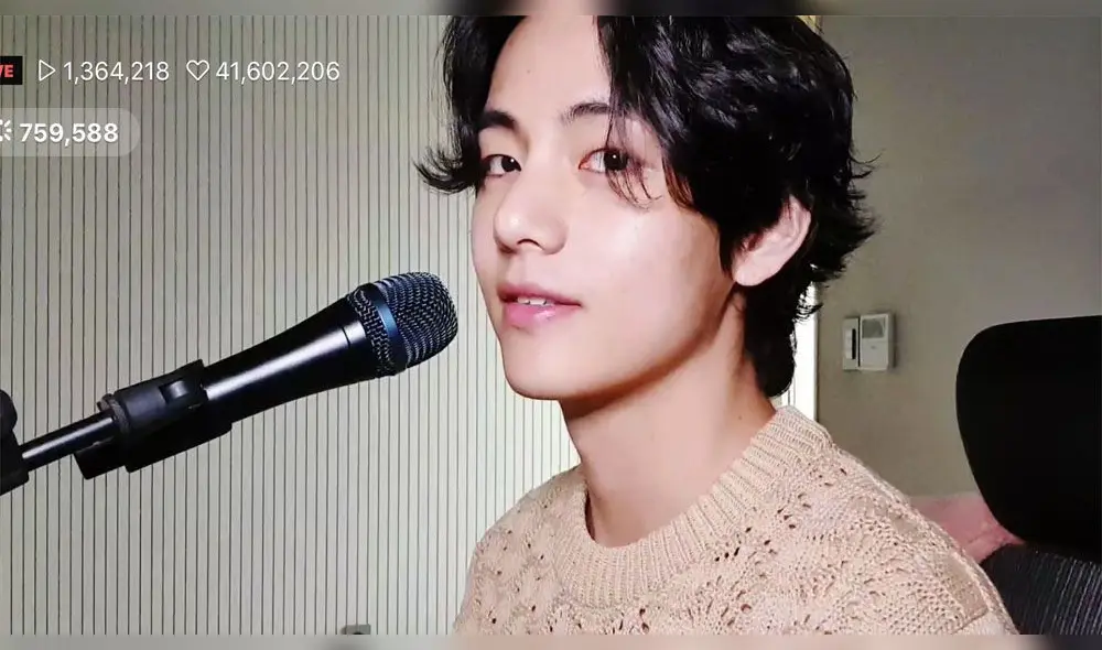 Desliza para ver más fotos de Taehyung de BTS.