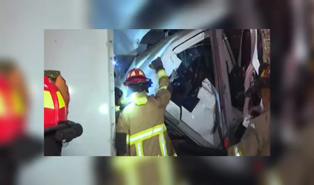 Al lugar llegó personal de Bomberos y de SAMU para atender la emergencia. Al lugar llegó personal de Bomberos y de SAMU para atender la emergencia.