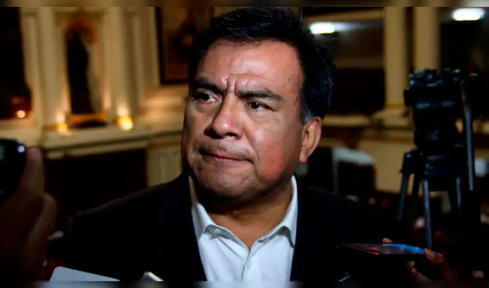 Velásquez Quesquén: “Por cuestión de confianza, el Congreso reaccionó”
