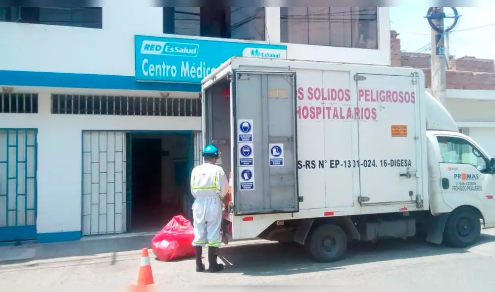 Millones de personas utilizan mascarillas y guantes para protegerse de un posible contagio