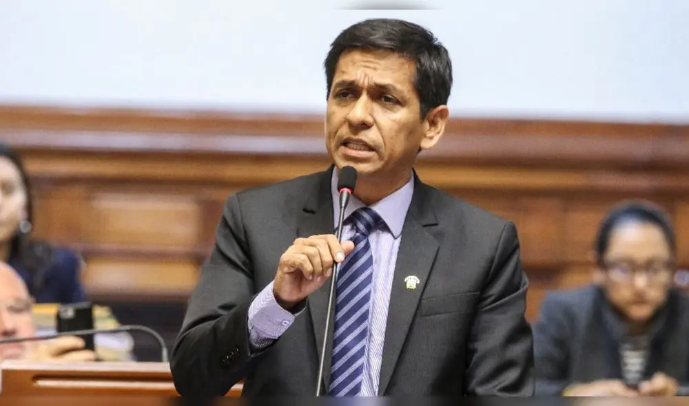 Peruanos por el Kambio: ¿Con cuántos congresistas se queda la bancada oficialista? | Congreso de la República Peruanos por el Kambio: ¿Con cuántos congresistas se queda la bancada oficialista? | Congreso de la República