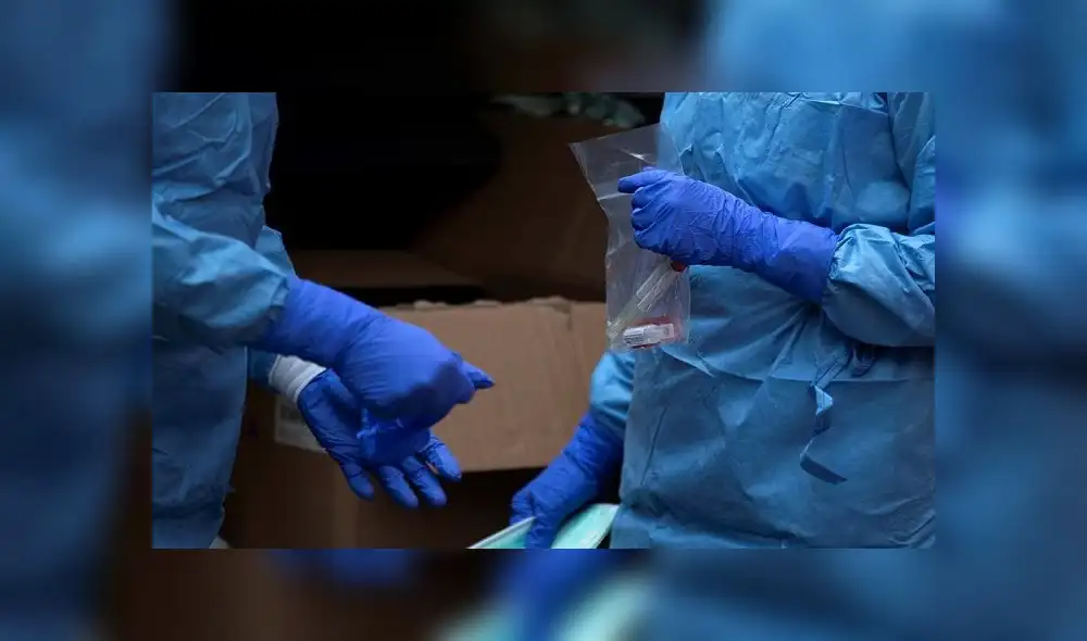 Con los actuales test se sabe en 48 horas si una persona está contagiada de coronavirus. Foto: EFE