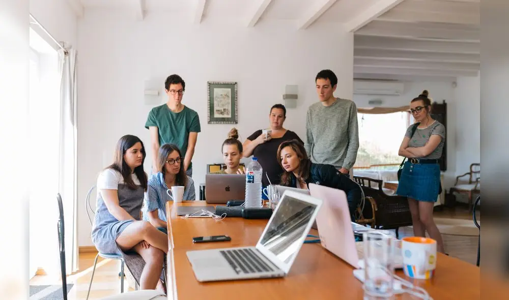 Los jóvenes peruanos encuentran en la educación una herramienta para mejorar sus condiciones y valerse por sí mismos.
