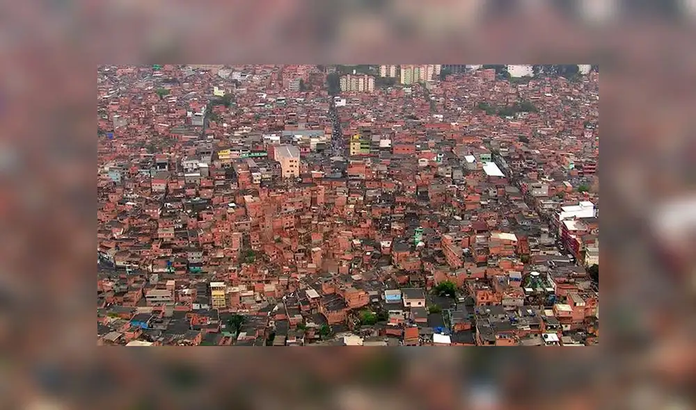 La fiesta se llevó a cabo en Paraisópolis, una de las mayores favelas de Sao Paulo. Foto: EFE