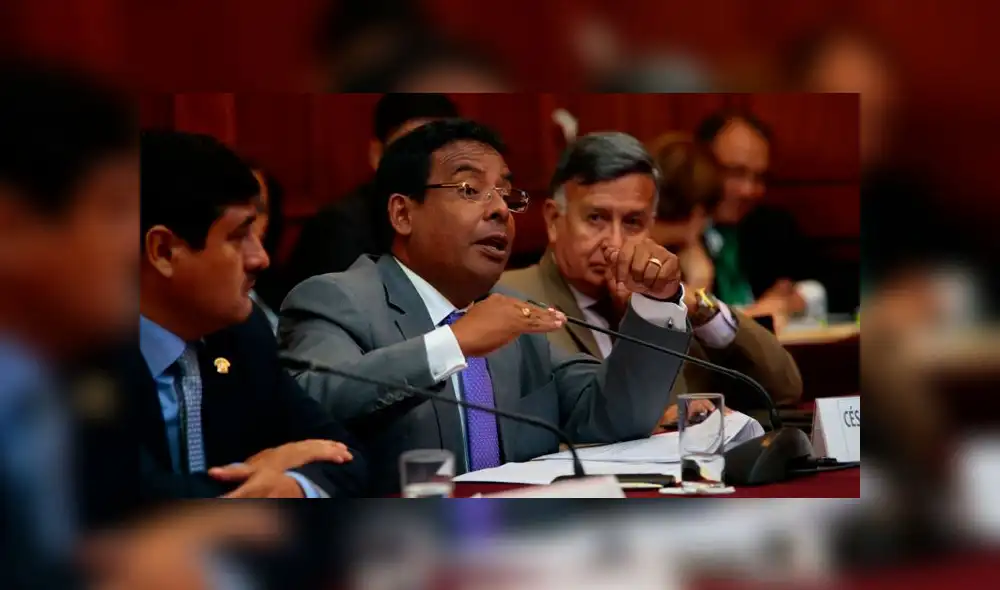 Segura afirma que mayoría de FP tiene postura sobre adelanto de elecciones: “Al archivo”