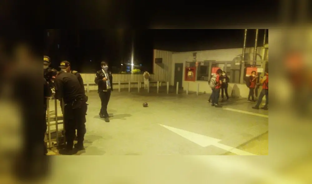 De los intervenidos, 14 eran trabajadores de la tienda, a quienes se les impuso una multa por infringir las disposiciones de la emergencia sanitaria. (Foto: Municipalidad de Pueblo Libre)