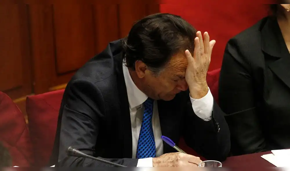 La Comisión de Ética reactivará investigación a fujimorista Héctor Becerril La Comisión de Ética reactivará investigación a fujimorista Héctor Becerril