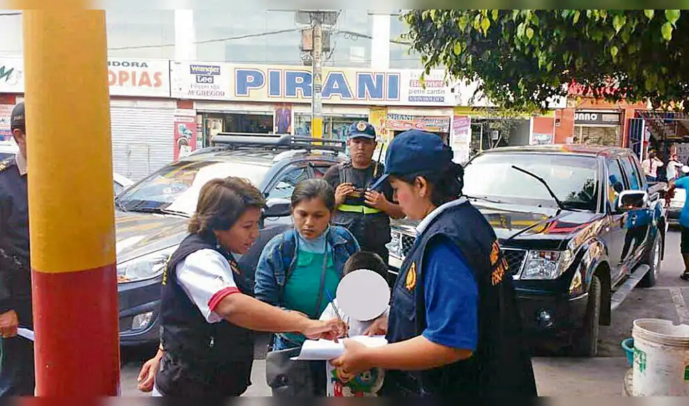 Operativo. Fiscalía encontró a niños pidiendo limosna.