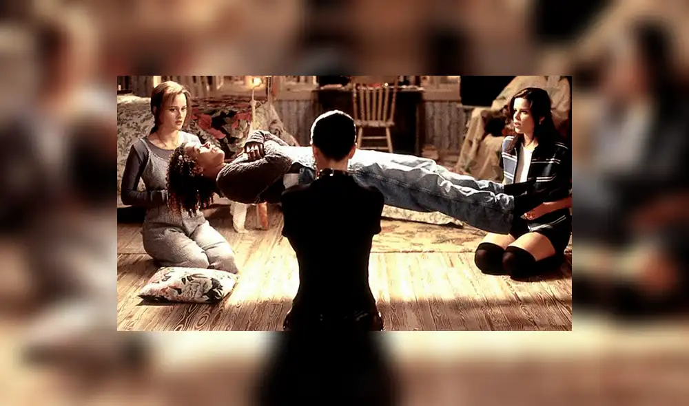 'Jóvenes brujas': cinta de los 90 alista remake ¿Regresará elenco original?