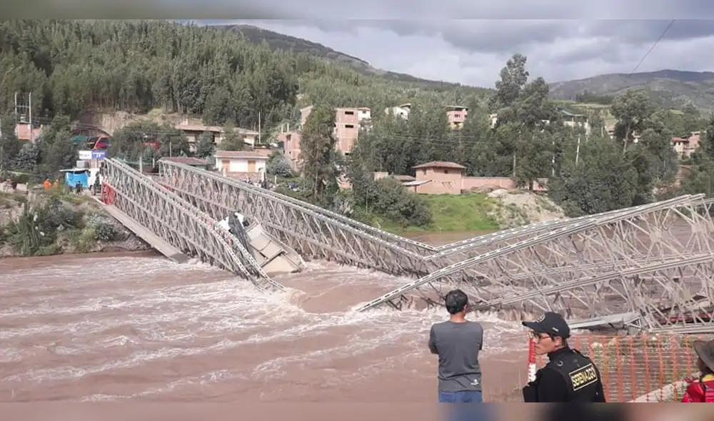 Cusco: puente provisional colapsó en Urcos mientras era desmontado [VIDEO]