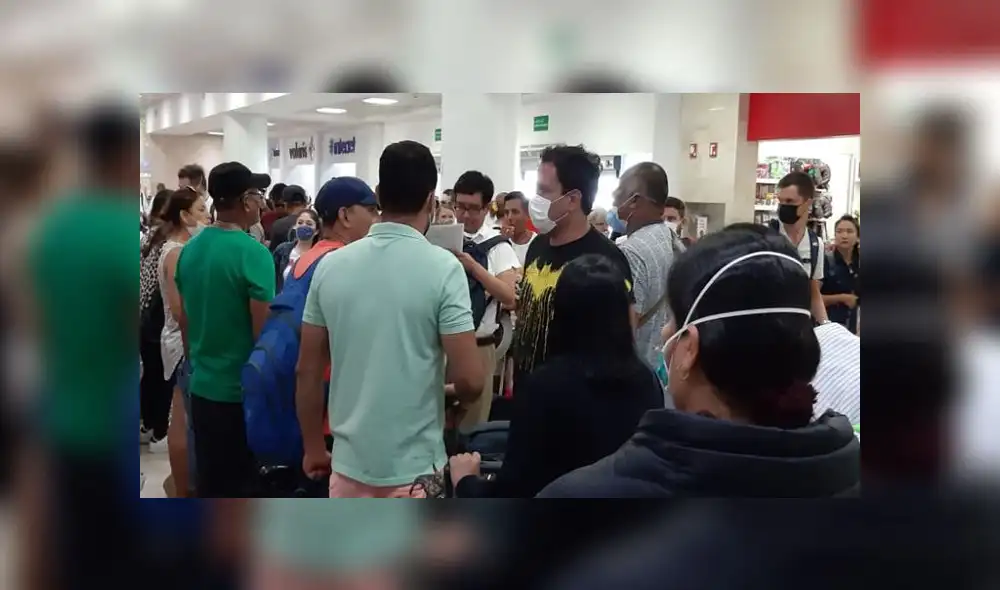 Cancún: piden a Martín Vizcarra ayuda para retornar a su país. Créditos: La República. Cancún: piden a Martín Vizcarra ayuda para retornar a su país. Créditos: La República.