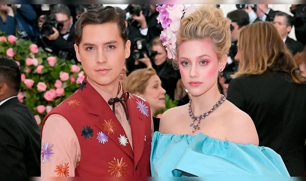 ¿Lili Reinhart y Cole Sprouse terminan su relación? ¿Lili Reinhart y Cole Sprouse terminan su relación?