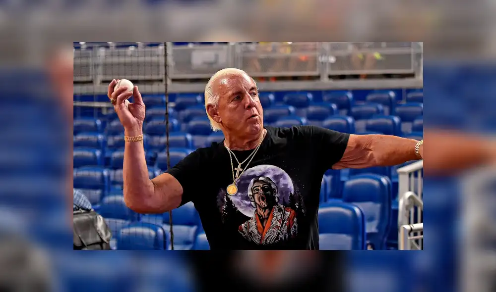 WWE: Ric Flair será sometido a operación tras golpiza que le dio Batista [VIDEO]