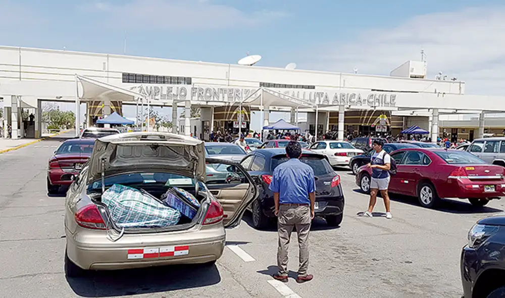 Estricto. En la frontera con Chile se ha reforzado rigurosamente el acceso de extranjeros. Estricto. En la frontera con Chile se ha reforzado rigurosamente el acceso de extranjeros.