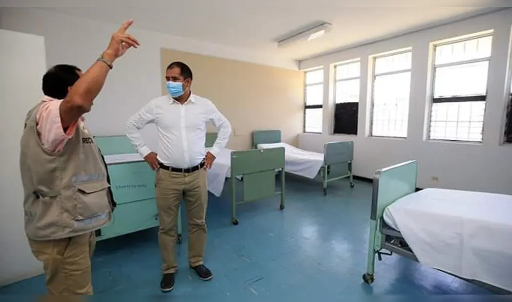 Autoridad recorrió ambientes de nosocomios.