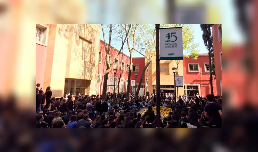 ITAM - plaza roja ITAM - plaza roja