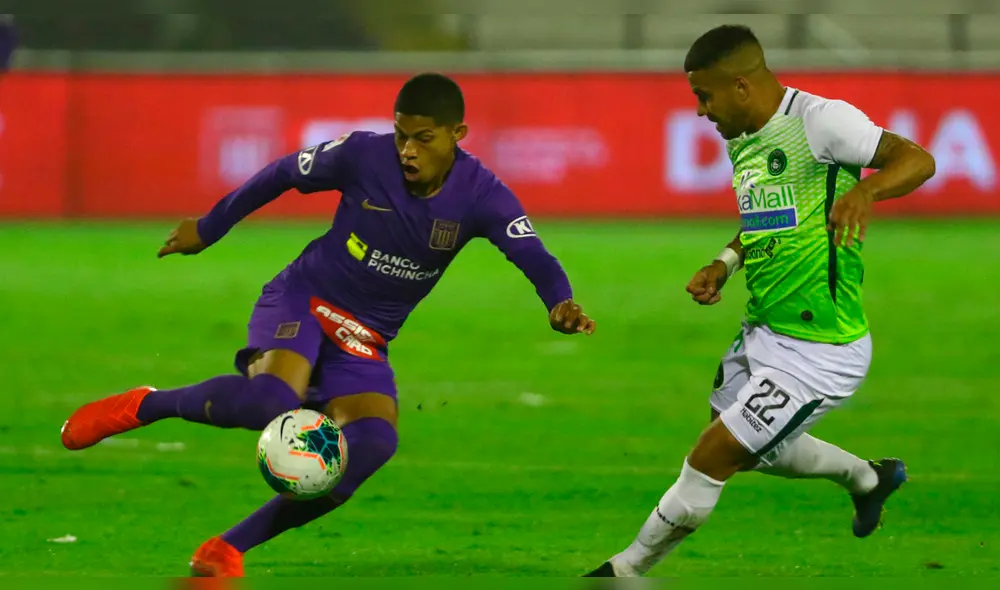 Alianza Lima: Kevin Quevedo elegido el mejor jugador del Perú por el diario El País.