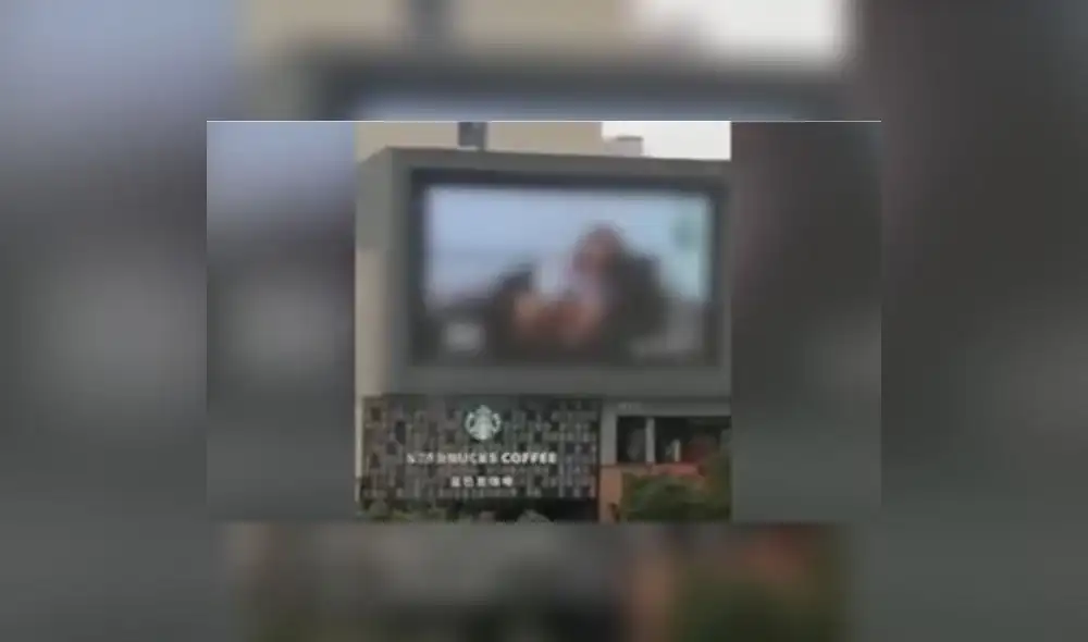 YouTube: empleado proyectó por error película porno en pantalla de publicidad