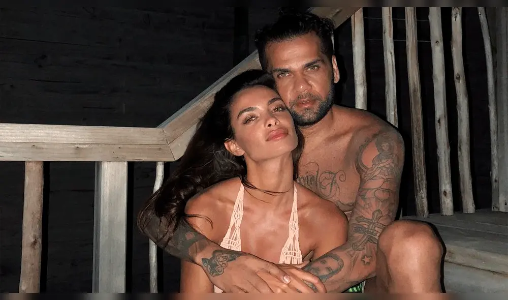The Best: Novia de Dani Alves roba miradas por atrevido vestido [FOTO]