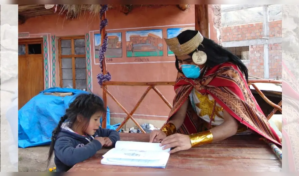 Cusco. Docente Juan Ebert Quispe pasó de las clases virtuales al campo.