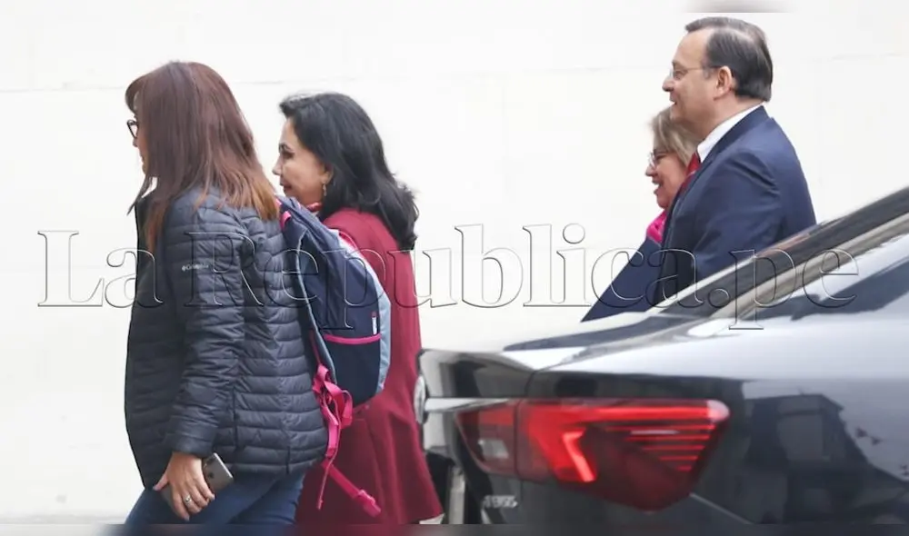 Ministros se reunieron en sesión extraordinaria este domingo Ministros se reunieron en sesión extraordinaria este domingo