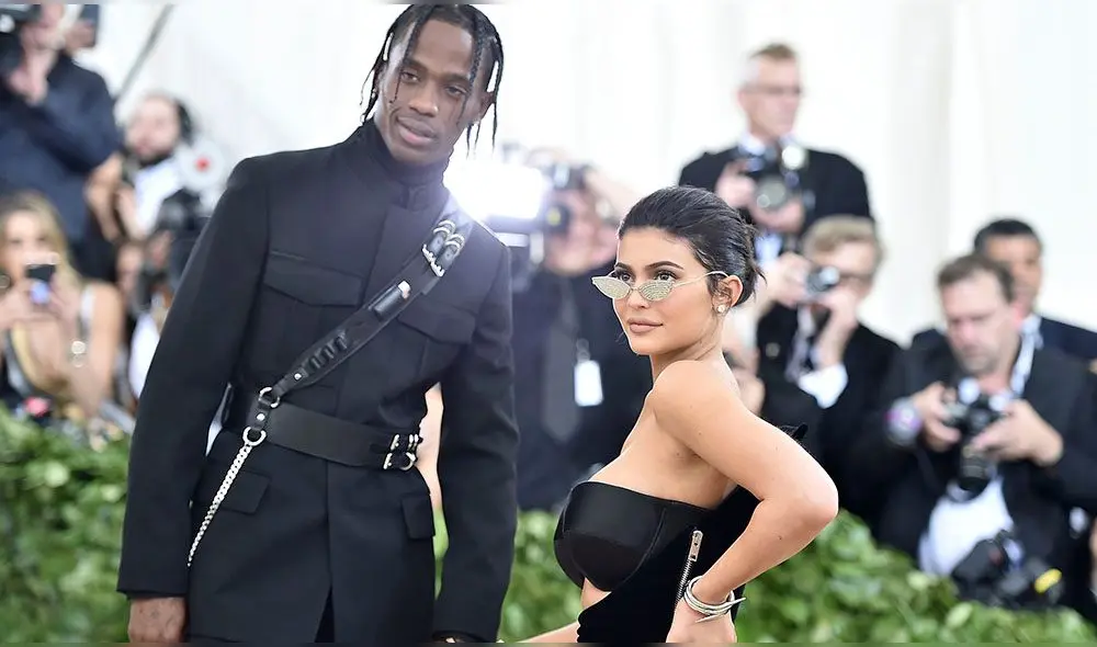 Novio de Kylie Jenner la sorprende con lujoso regalo a cuatro días de su cumpleaños Novio de Kylie Jenner la sorprende con lujoso regalo a cuatro días de su cumpleaños