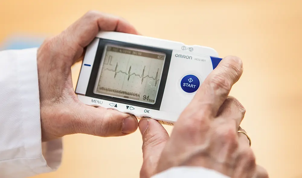 Dispositivo médico electrónico utilizado para detectar arritmias. | Foto: Siska Gremmelprez / AFP Dispositivo médico electrónico utilizado para detectar arritmias. | Foto: Siska Gremmelprez / AFP