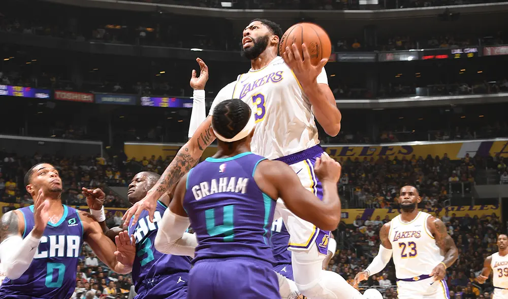 Sigue aquí EN VIVO ONLINE el Lakers vs. Hornets por una nueva fecha de la NBA. | Foto: AFP Sigue aquí EN VIVO ONLINE el Lakers vs. Hornets por una nueva fecha de la NBA. | Foto: AFP