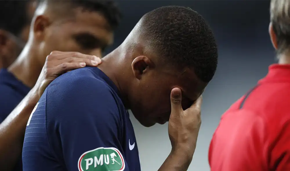 El delantero sufrió un esguince de tobillo. Foto: EFE. El delantero sufrió un esguince de tobillo. Foto: EFE.