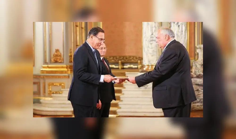 Igor Romanchenko, canciller ruso en Perú, y Martín Vizcarra, presidente. Foto: Embajada de Rusia en Perú Igor Romanchenko, canciller ruso en Perú, y Martín Vizcarra, presidente. Foto: Embajada de Rusia en Perú