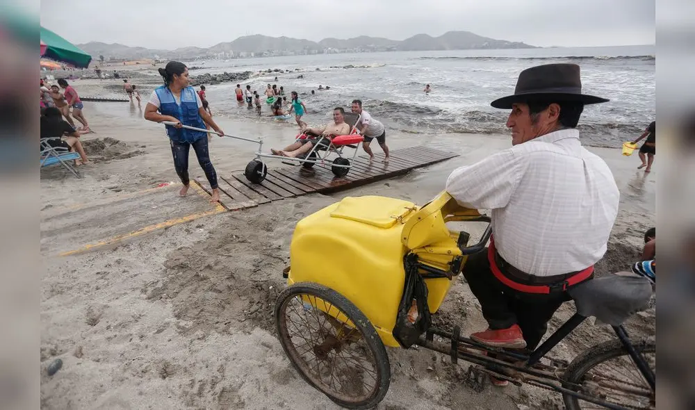 Las rampas para las sillas anfibias cambiaron el paisaje de Los Pocitos. Crédito: Antonio Melgarejo