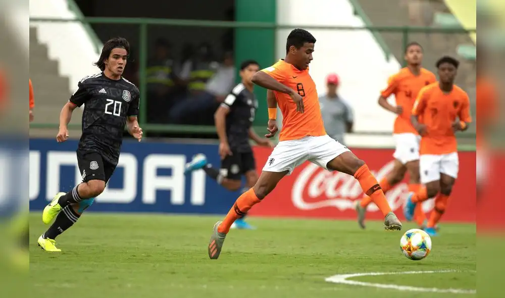 México - Paises Bajos. Foto: EFE. México - Paises Bajos. Foto: EFE.