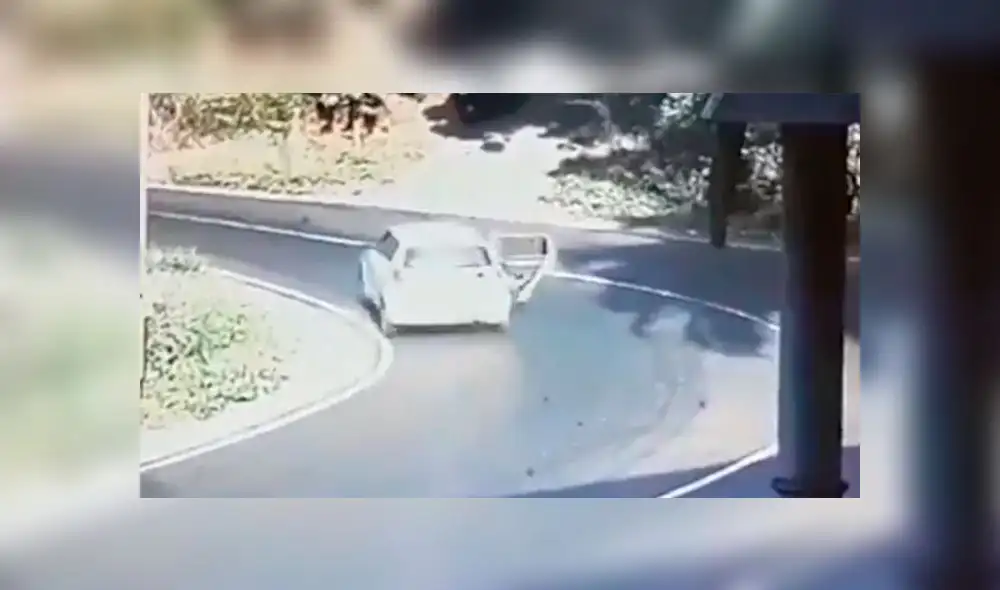 Niño salva de morir luego de caer de un vehículo en una transitada avenida Niño salva de morir luego de caer de un vehículo en una transitada avenida