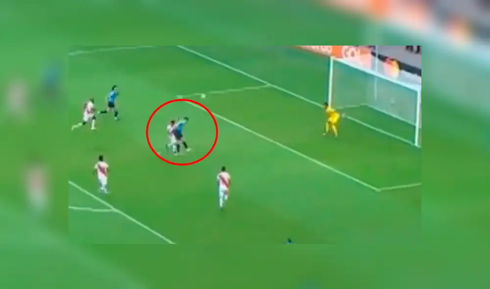 Copa América 2019: Luis Suárez tuvo la primera ocasión de gol en el Perú vs. Uruguay. Foto: Captura de video.