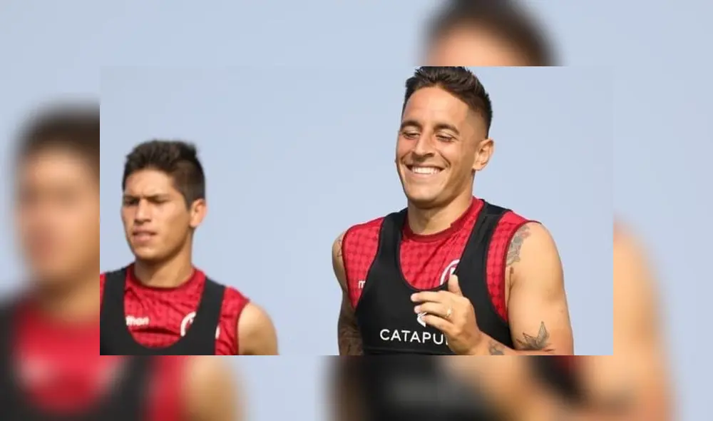 Alejandro Hohberg respondió a hinchas de Universitario por cánticos en su presentación