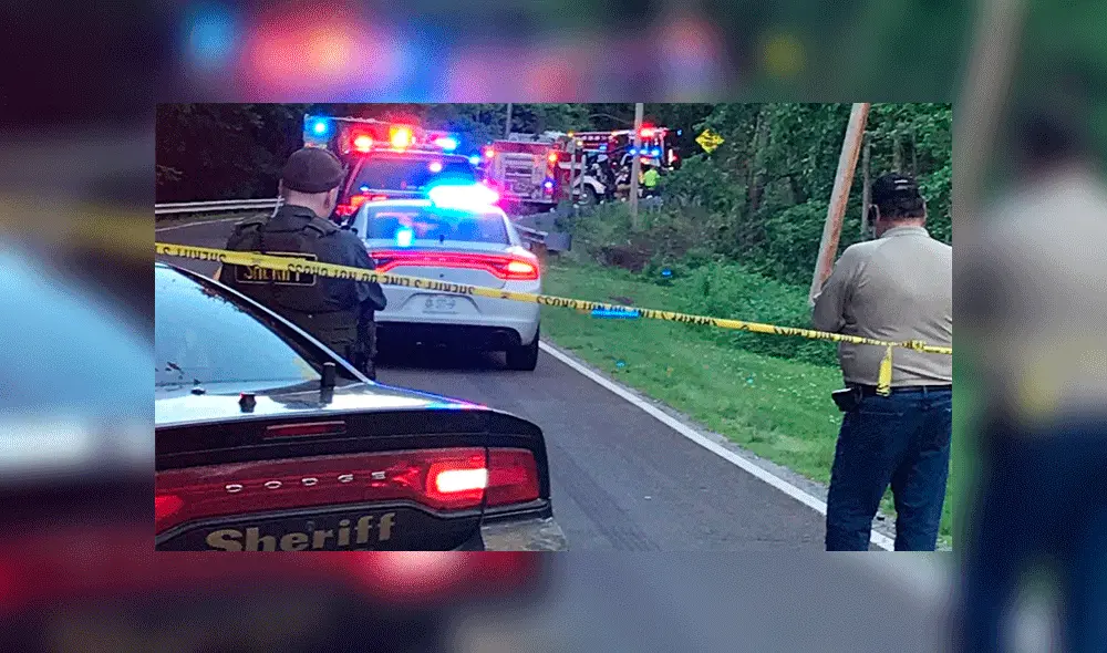 El automóvil dio un vuelco y se prendió fuego. Fuente: Sheriff Forte / Twitter. El automóvil dio un vuelco y se prendió fuego. Fuente: Sheriff Forte / Twitter.